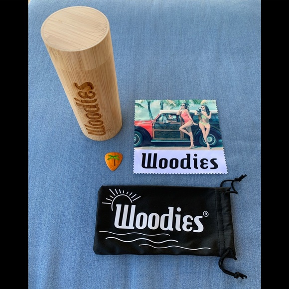 Bamboo Tube Packaging for Woodies Sunglasses (Gift with Purchase) - Picture 7 of 8